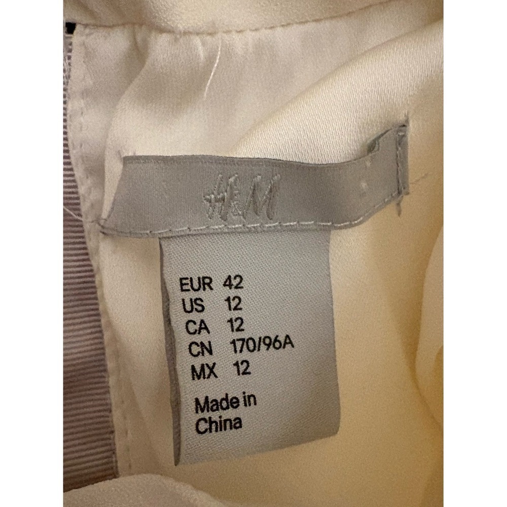 H&M Sleeveless Two-Tone Midi Dress in Ivory and Black‎ - Picture 8 of 8